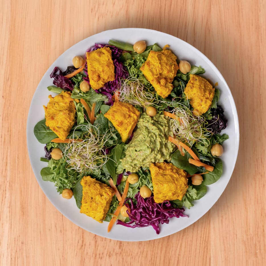 Chicken Tikka Salad with avocado (Gluten Free).